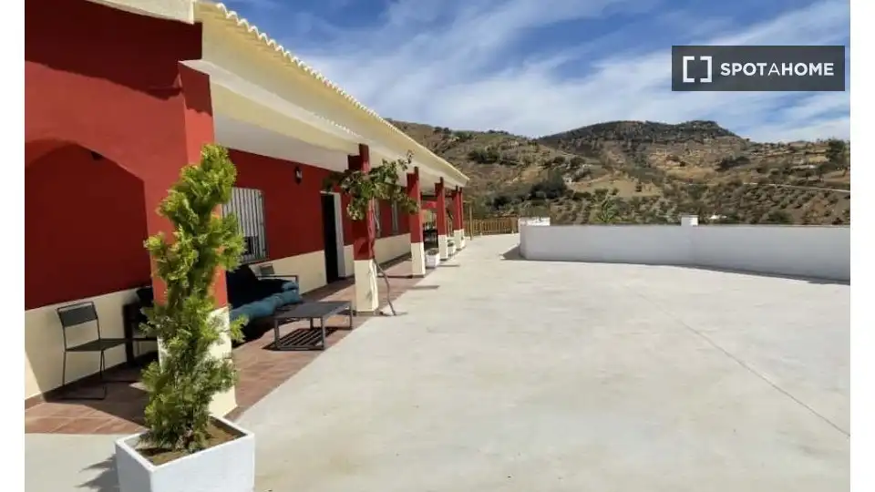 Habitación 1150 m², Casabermeja
