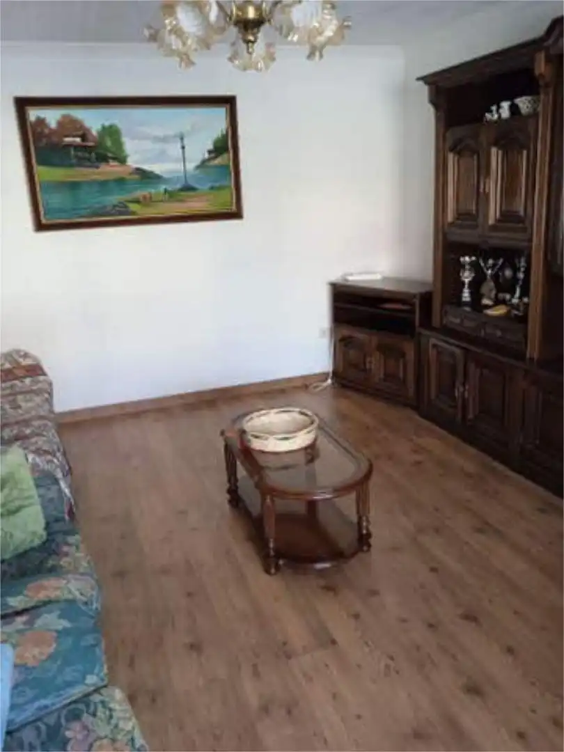 House 135 m² in Coristanco