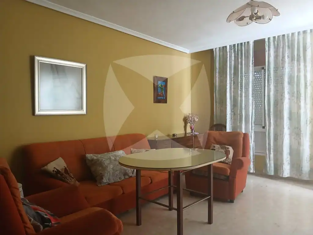 Piso de 100 m² en Cáceres