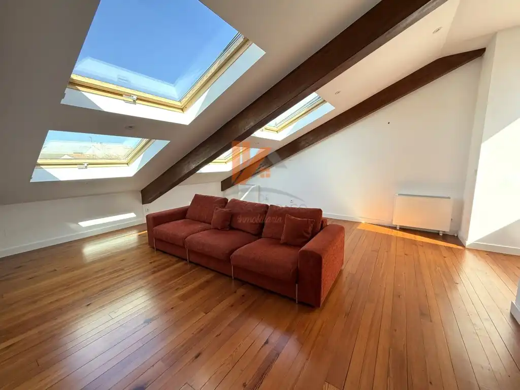 Piso de 127 m² en Santiago de Compostela
