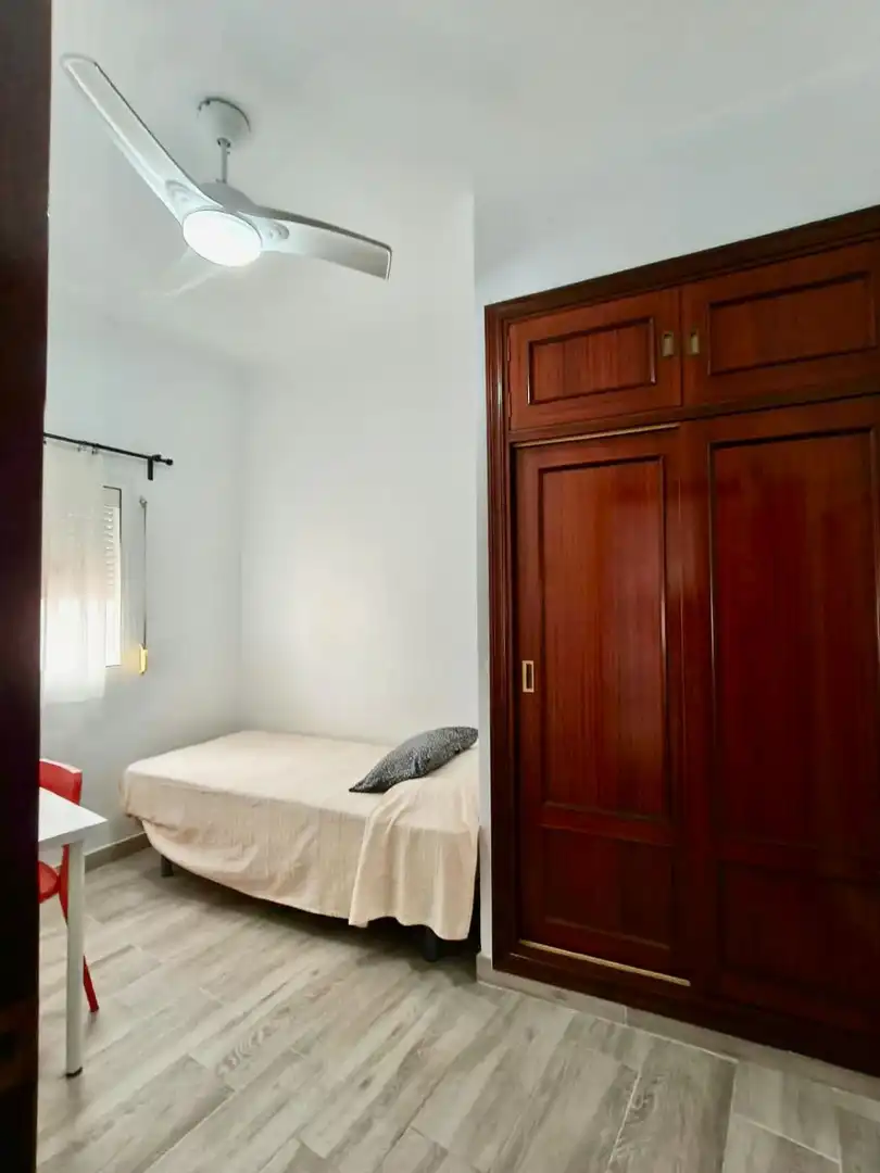 Piso de 100 m² en Sevilla