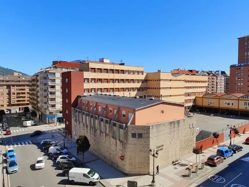 Piso de 82 m² en Oviedo