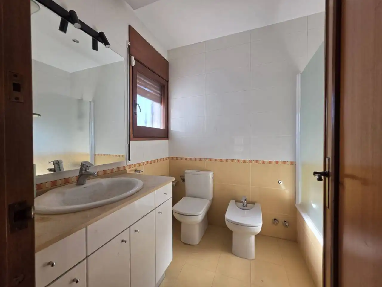 Moradia 618 m² em Cerdanyola del Vallès