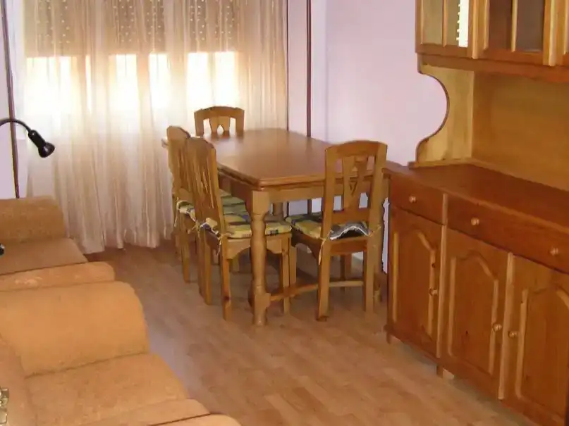 Piso de 80 m² en Zaragoza