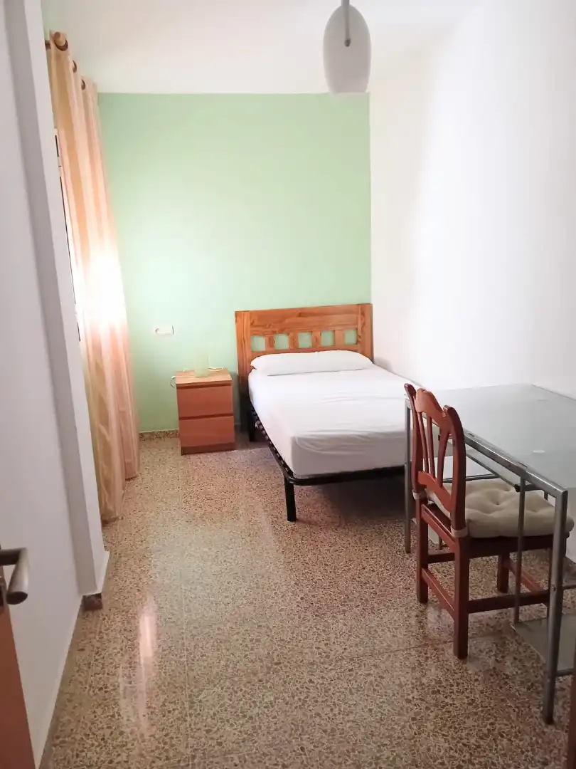 Habitación 90 m², Granada