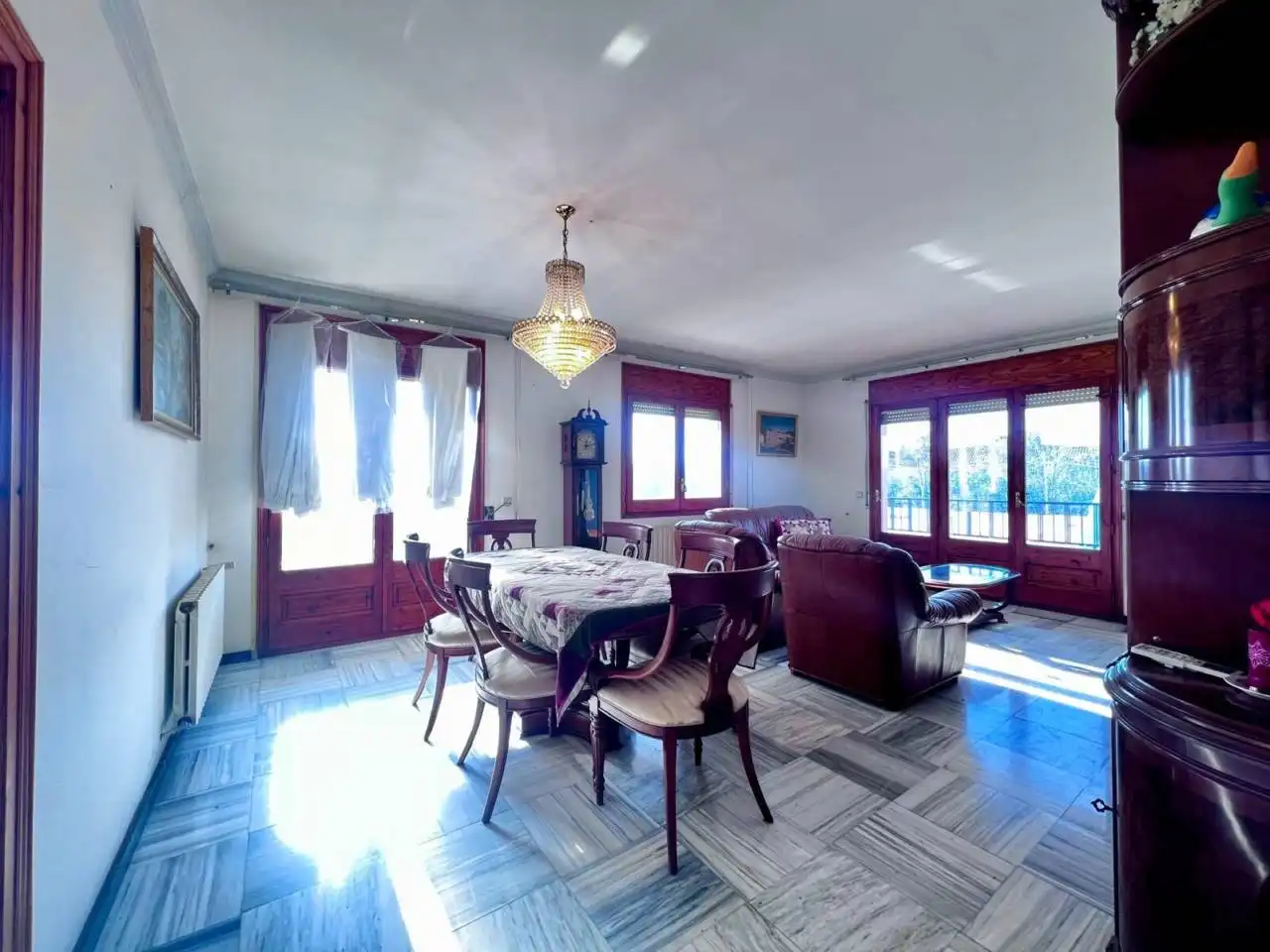Piso de 300 m² en Cervià de Ter