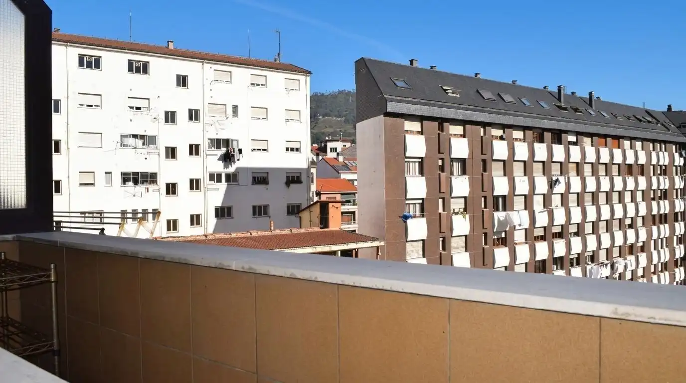 Piso de 85 m² en Oviedo