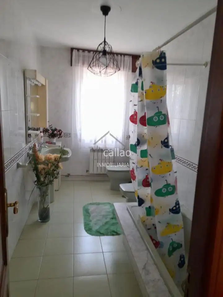Casa de 265 m² a Mugardos
