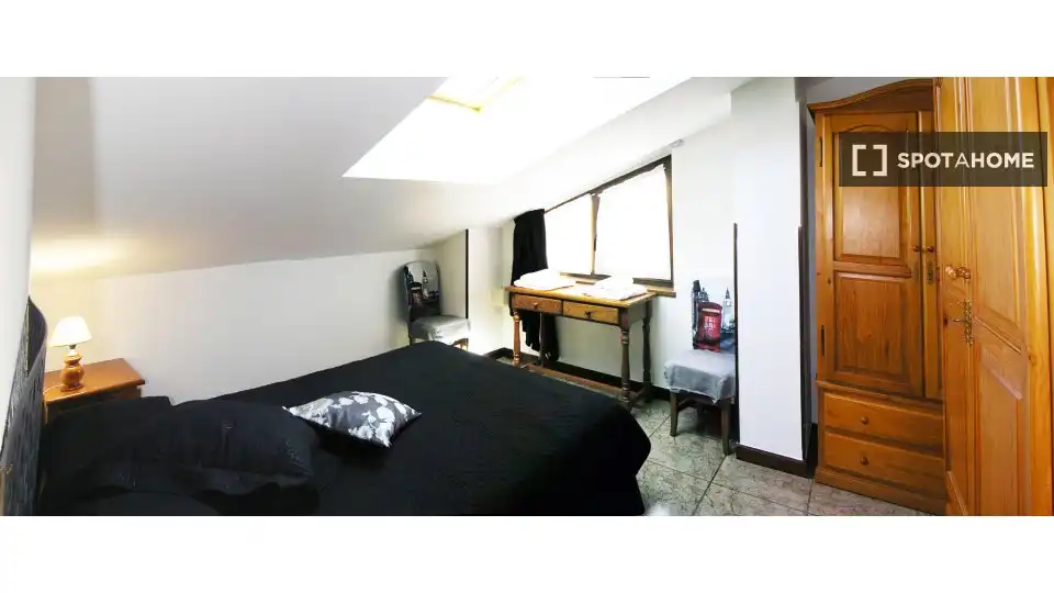 Habitación 81 m², Santander