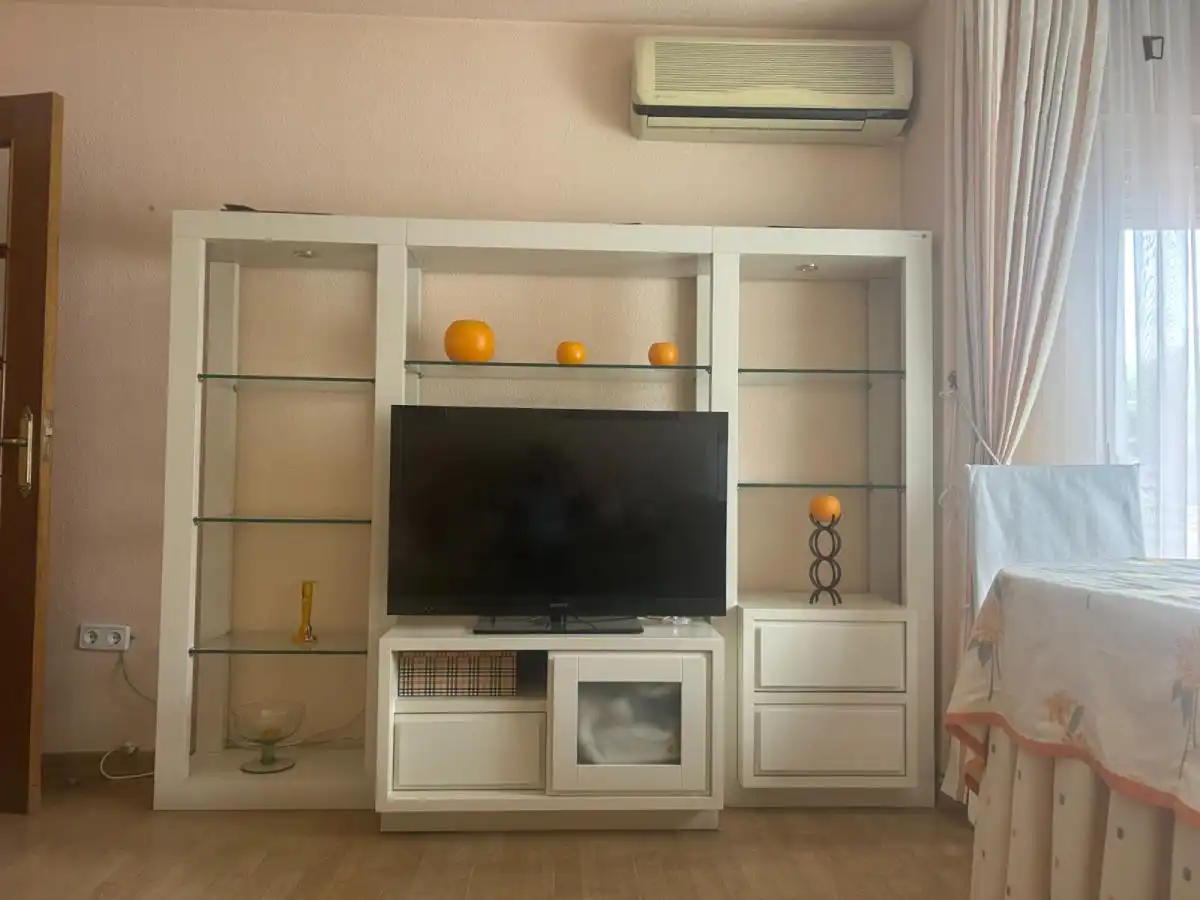 Habitación en alquiler, Villa del Prado