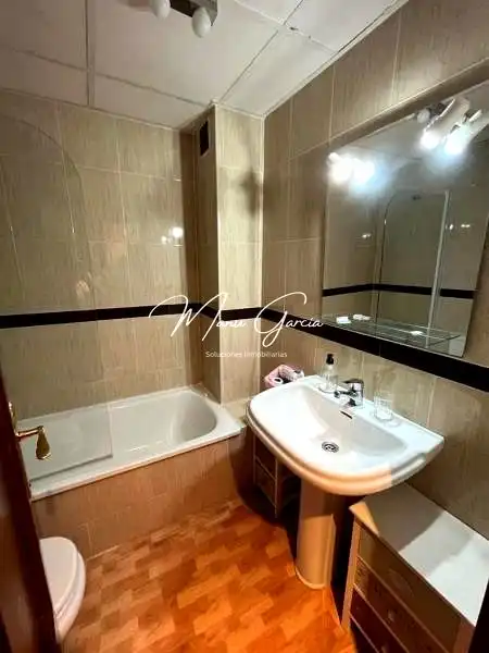 Piso de 80 m² en Lucena