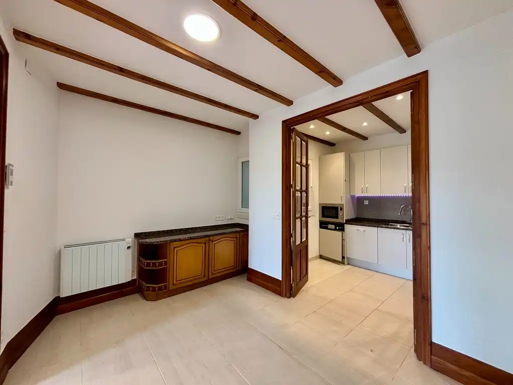 Pis de 150 m² a Sant Sebastià