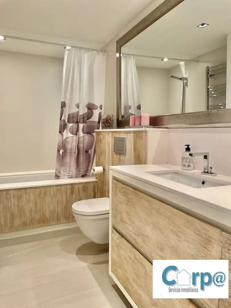 Piso de 99 m² en Pamplona