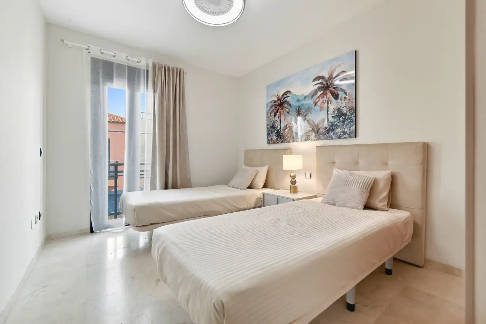 Casa de 100 m² en Arona