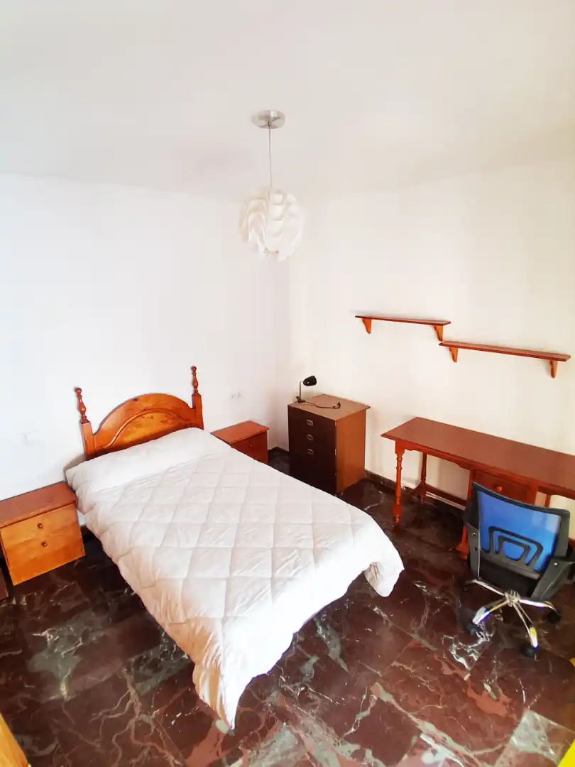 Habitación 140 m², Granada