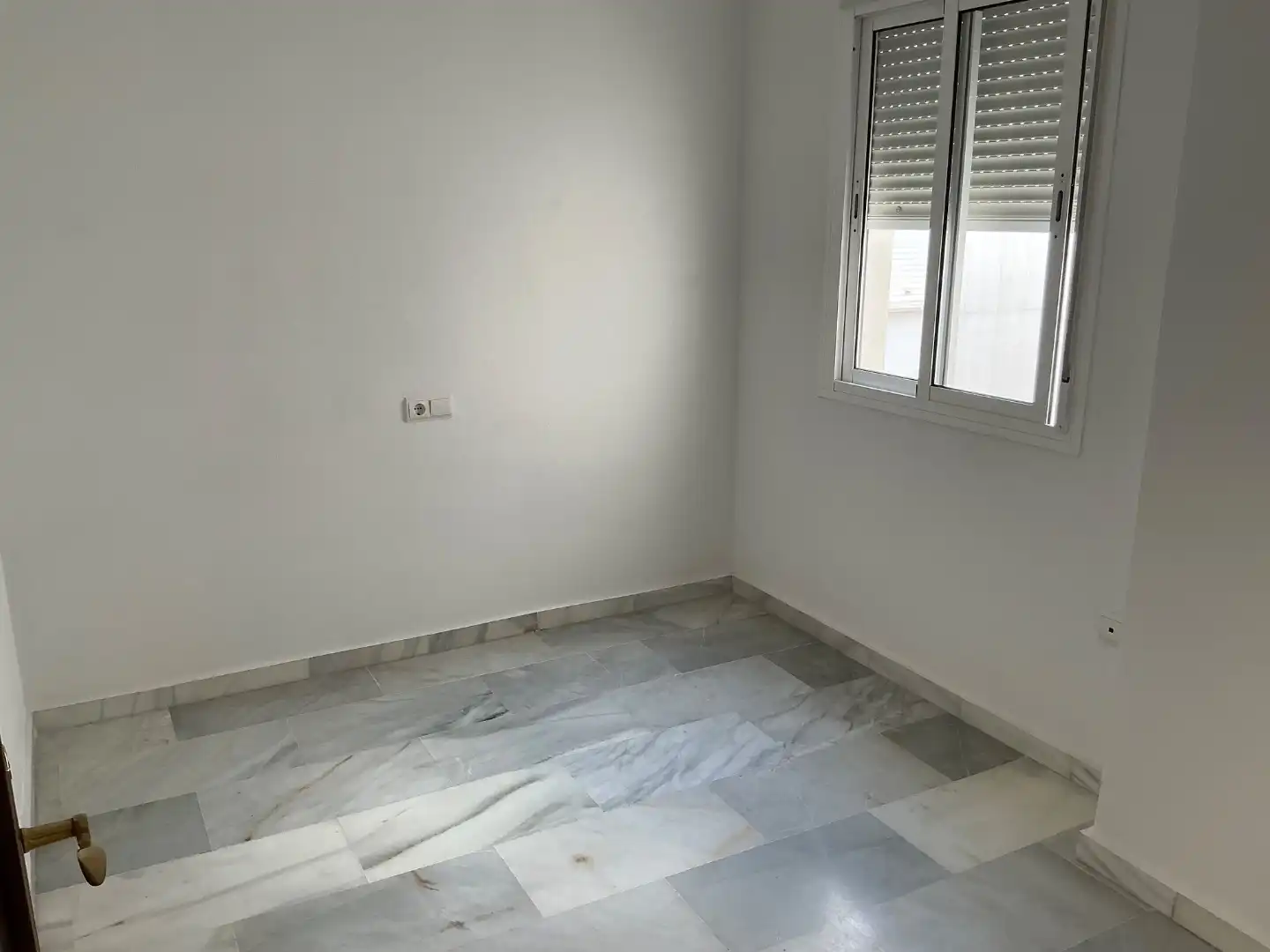 Pis de 90 m² a Dos Hermanas
