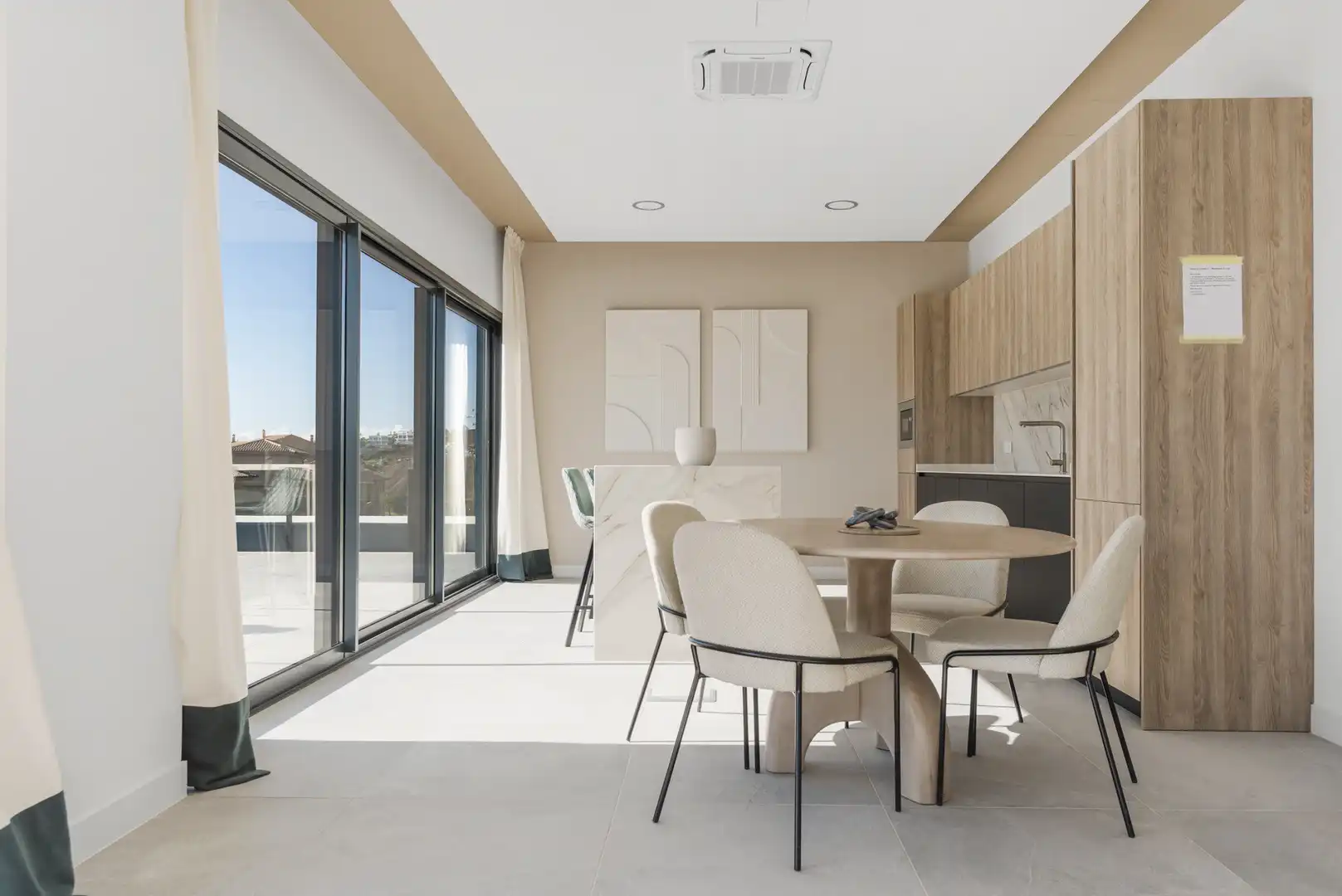 Pis de 214 m² a Estepona