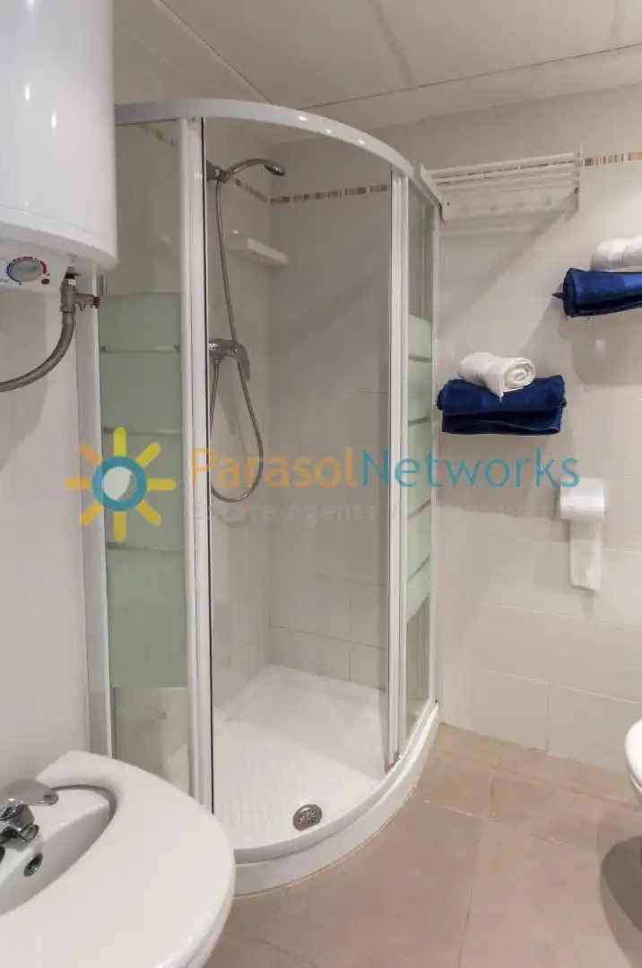 Casa de 85 m² en Oliva