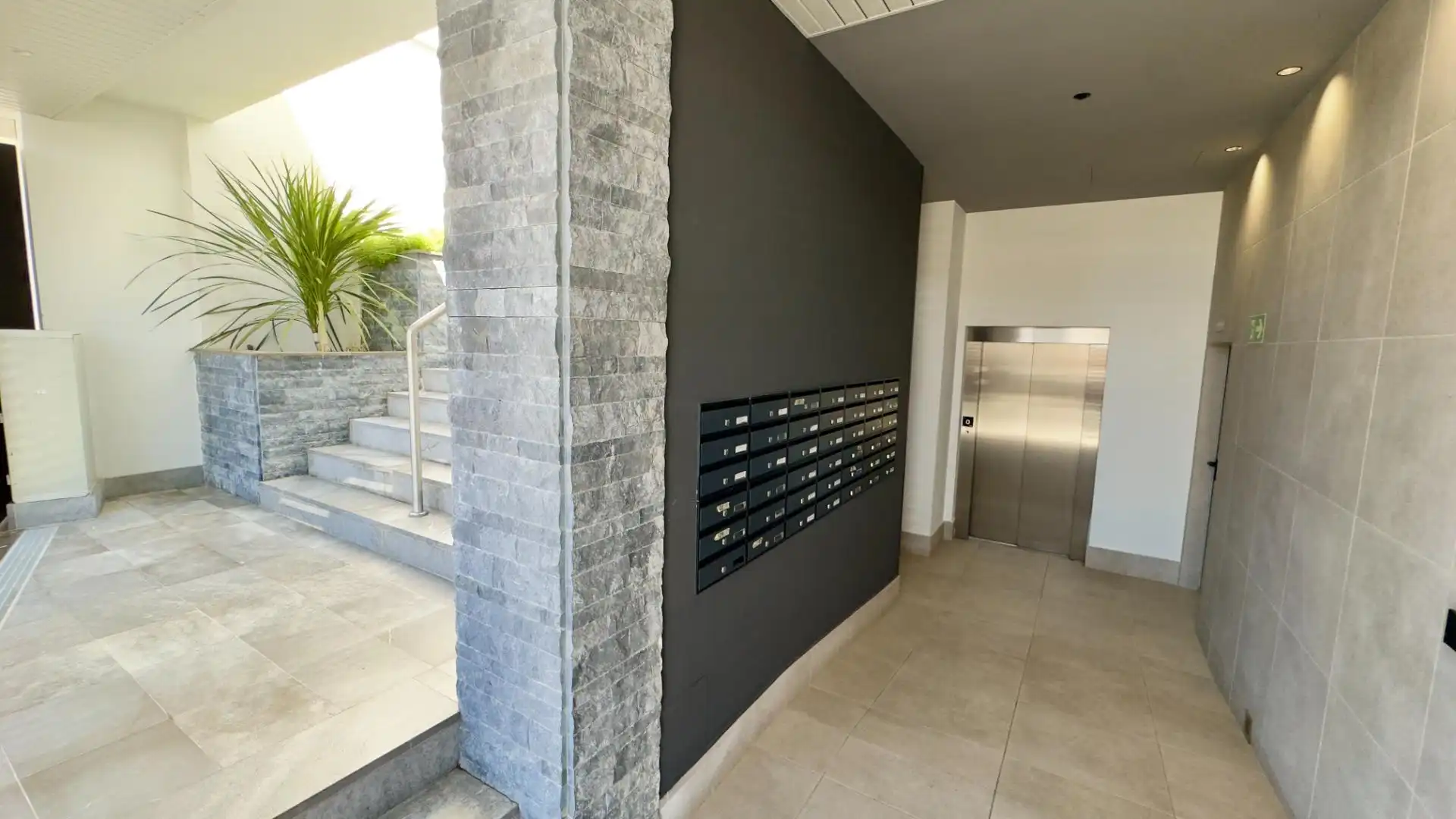 Piso de 99 m² en Granada