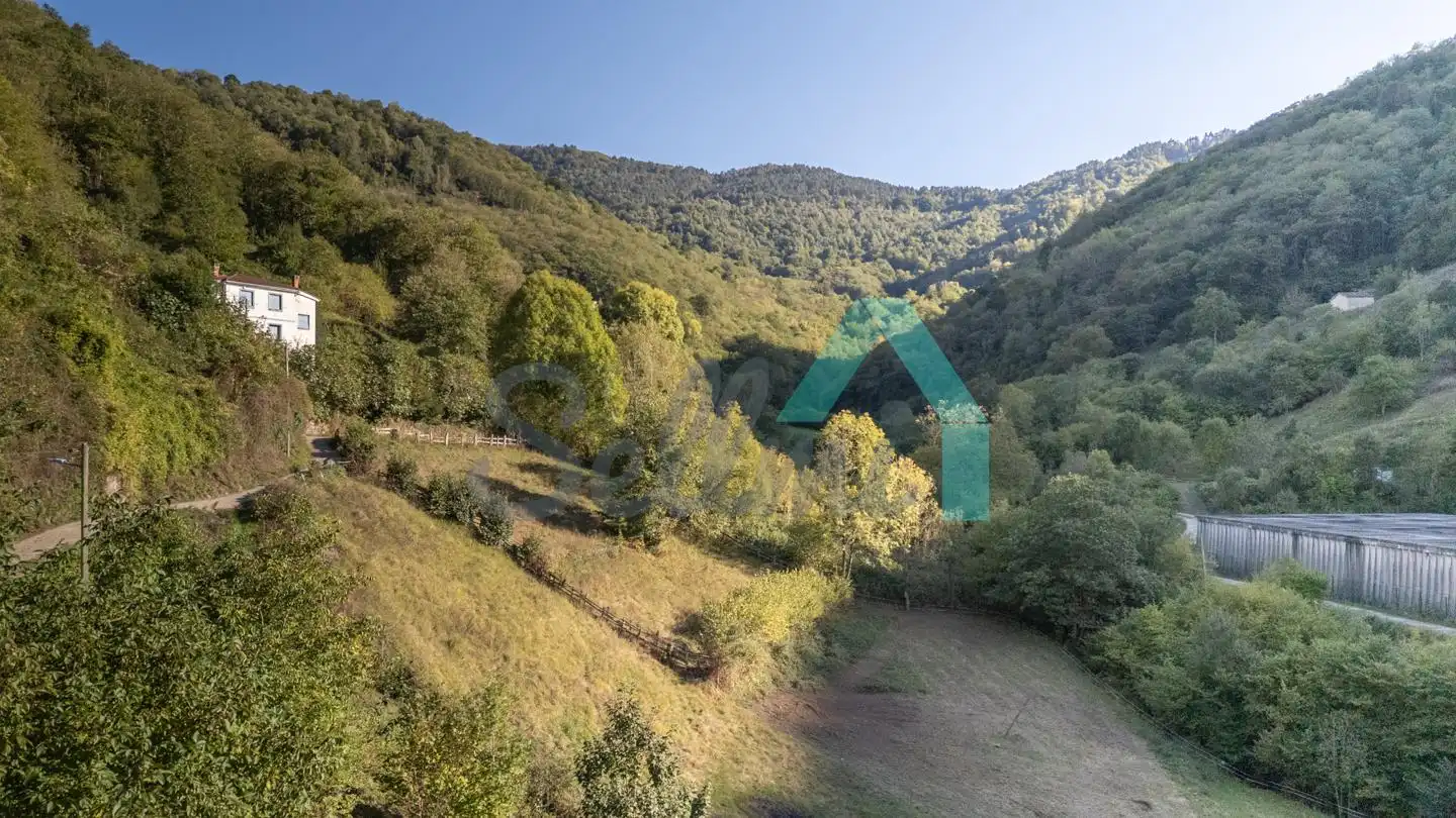 Piso de 200 m² en Mieres