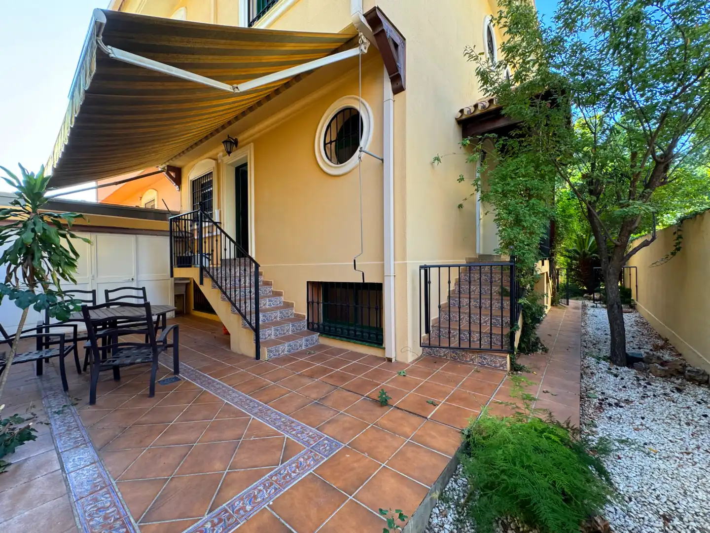 Casa de 240 m² en Alhaurín de la Torre
