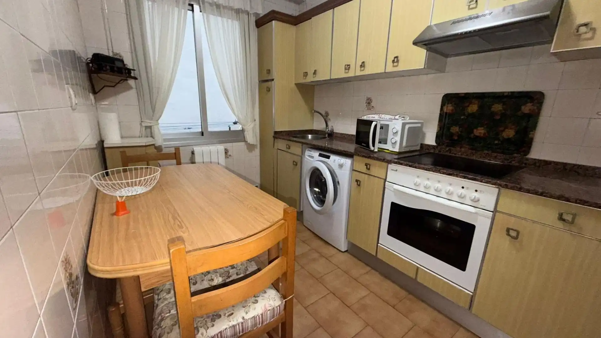 Piso de 80 m² en Ourense