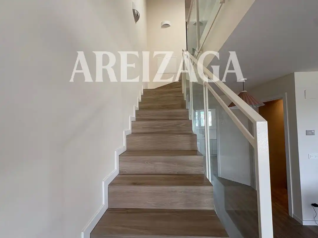 Casa de 200 m² en San Sebastián