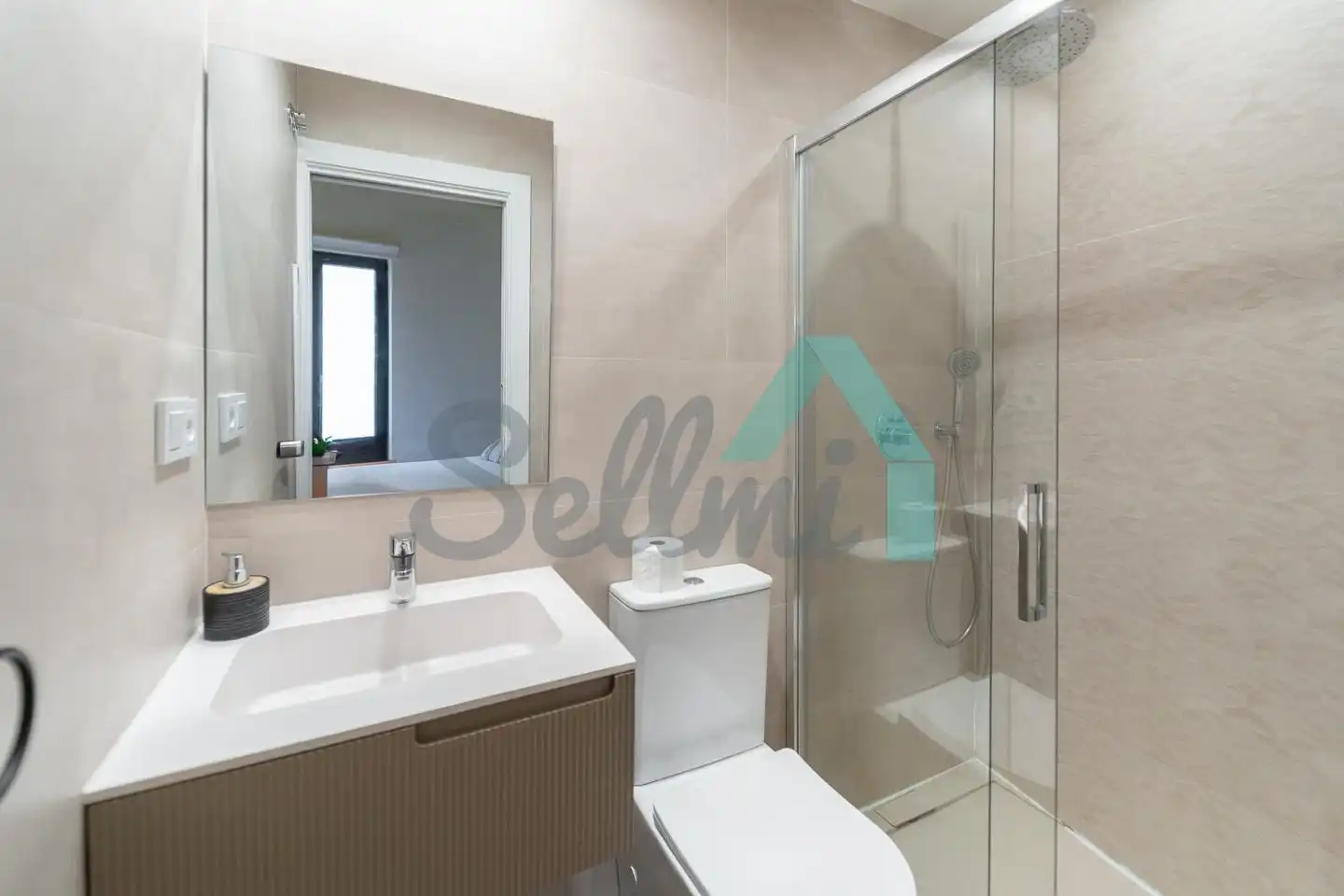 Habitación 16 m², Oviedo