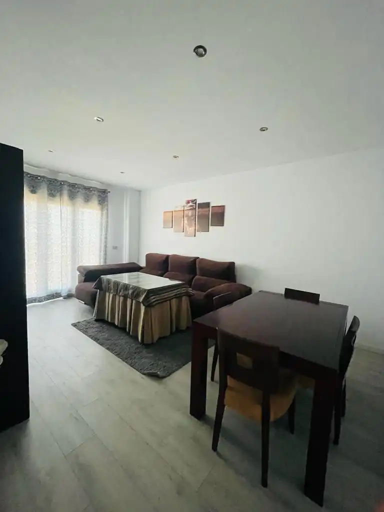 Pis de 94 m² a Dos Hermanas