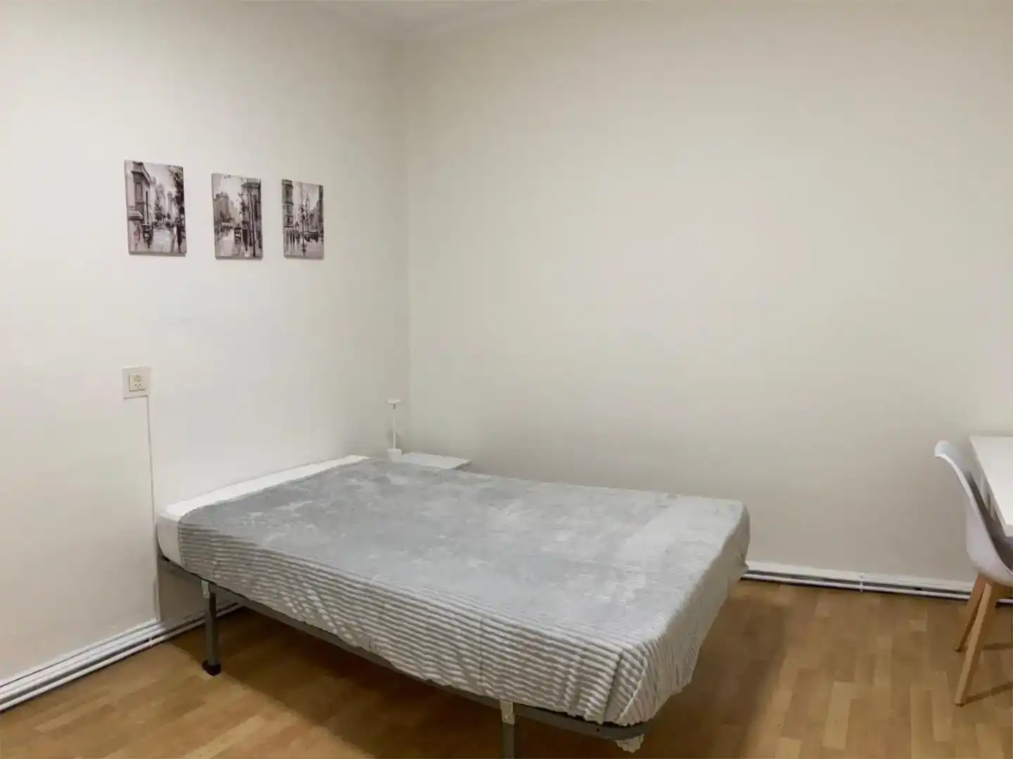 Habitación 89 m², Oviedo
