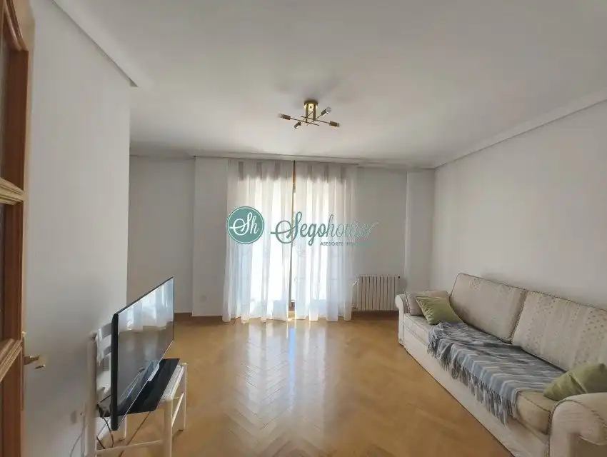 Pis de 80 m² a Segovia