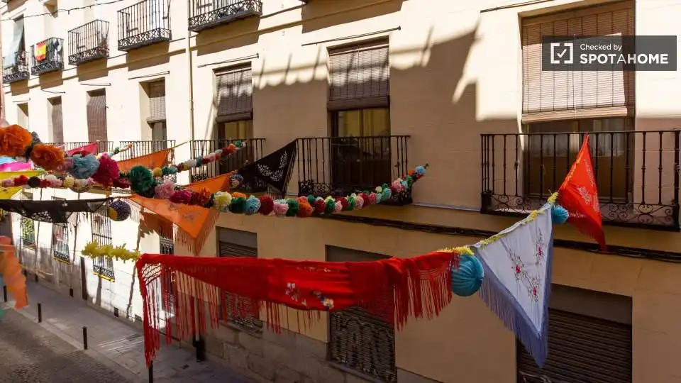 Habitació de lloguer, Madrid