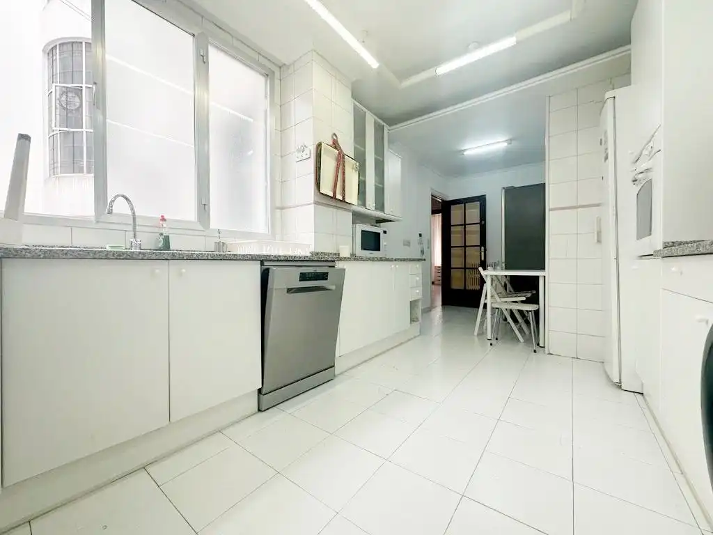 Wohnung 210 m² in Bilbao