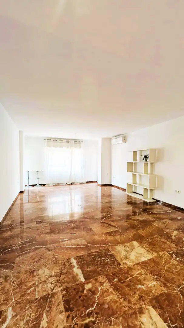 Wohnung 150 m² in Granada