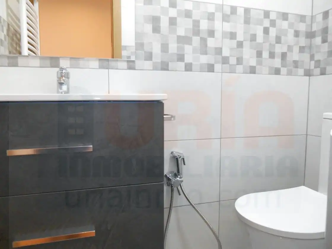 Piso de 70 m² en Oviedo