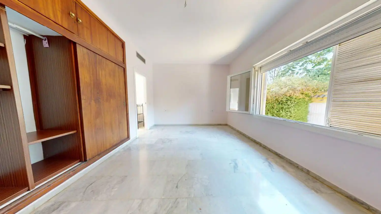 Casa de 370 m² en Mairena del Aljarafe