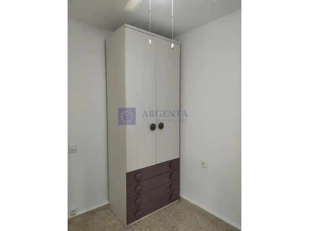 Piso de 80 m² en Cáceres