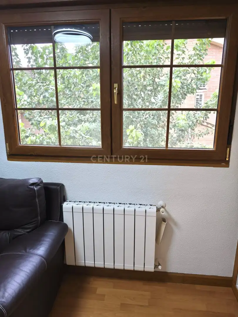 Appartamento 28 m² a Velilla de San Antonio
