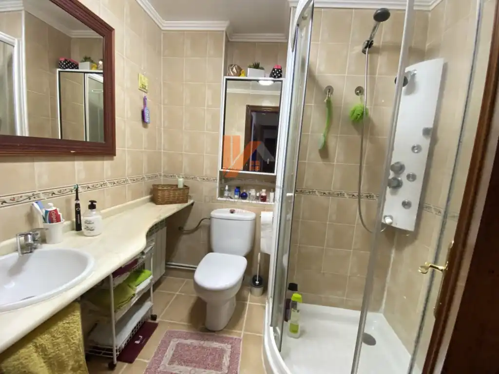 Pis de 77 m² a Santiago de Compostel·la