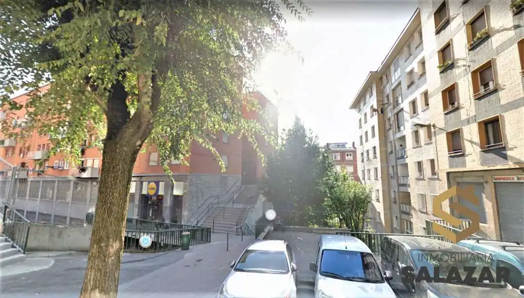 Piso de 81 m² en Bilbao