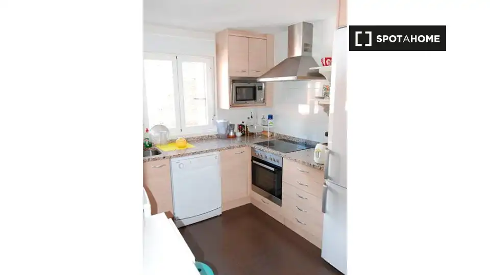 Habitación 150 m², Zaragoza