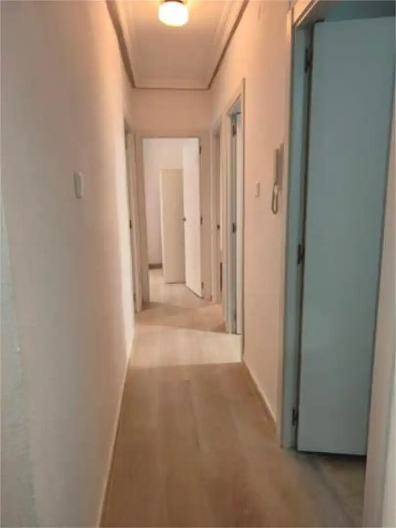 Piso de 85 m² en Sevilla