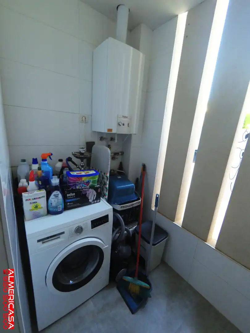 Piso de 84 m² en Almería