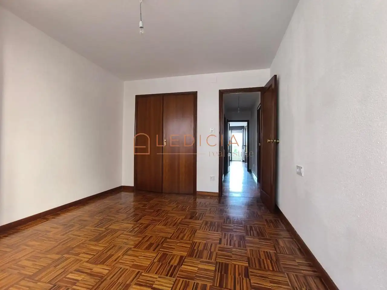 Piso de 90 m² en Vigo
