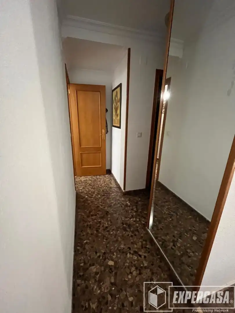 Wohnung 102 m² in Valencia