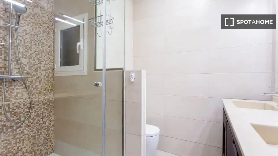 Habitación 98 m², Madrid