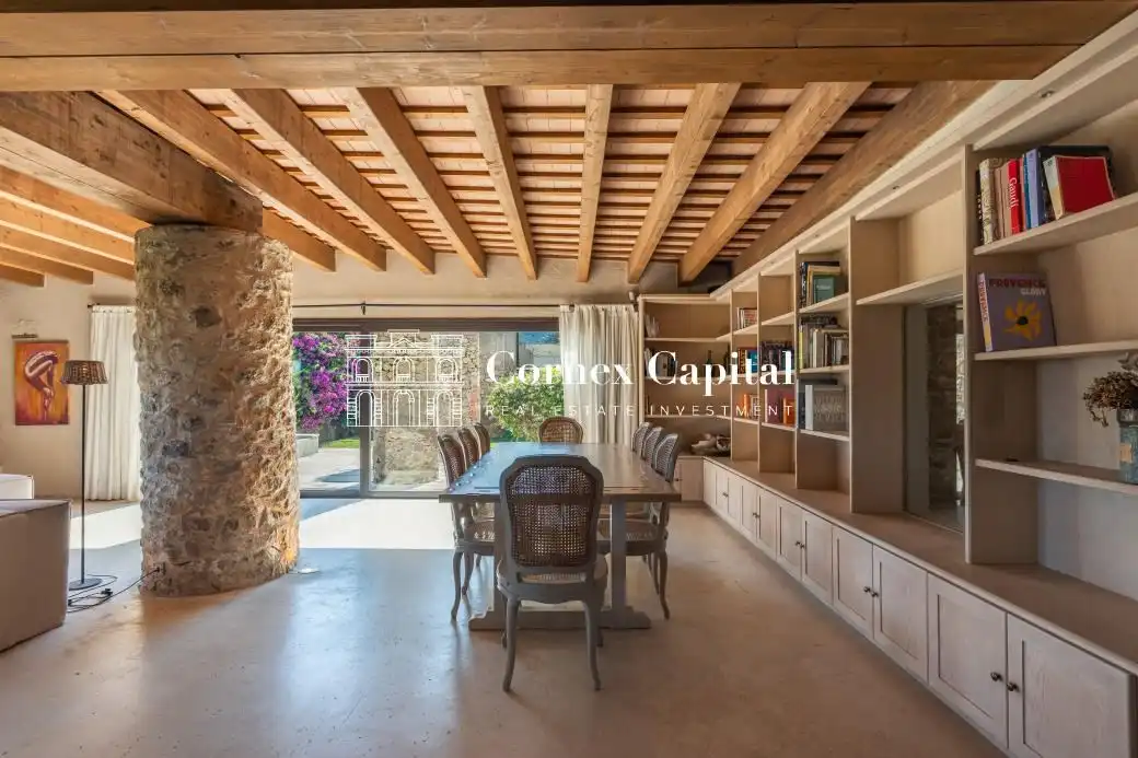 Casa de 855 m² en Pals