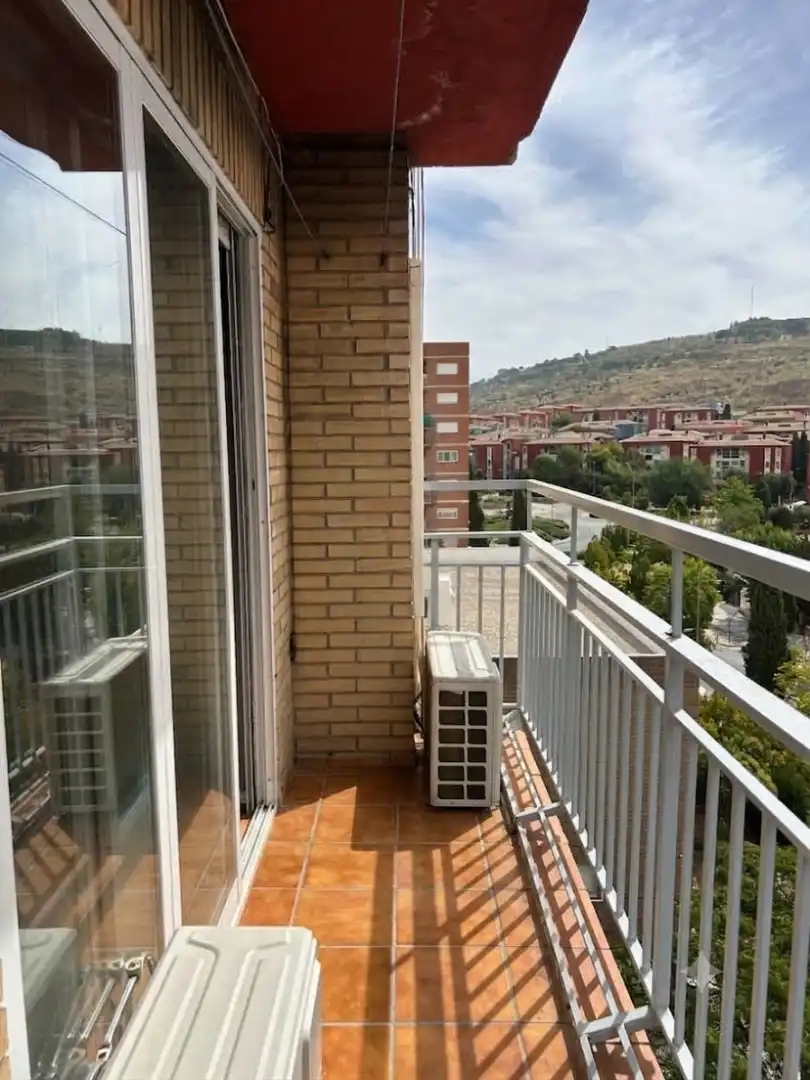 Piso de 100 m² en Granada