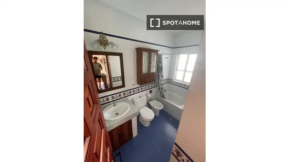Habitación 109 m², Granada