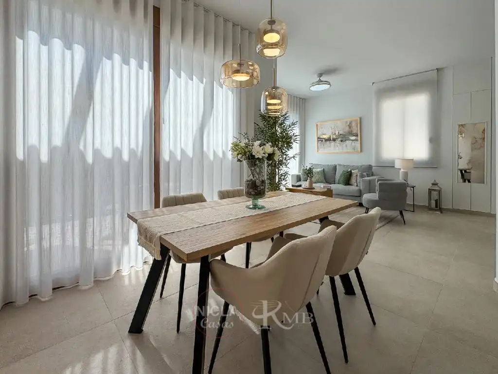 Piso de 90 m² en Vera